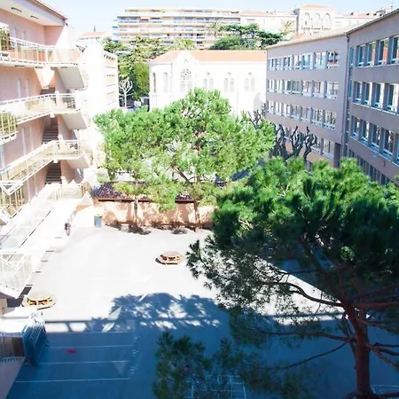 Mandariniers Apartmán *