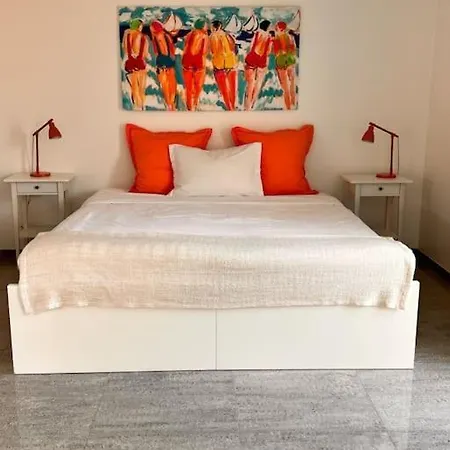 Mandariniers Apartmán *